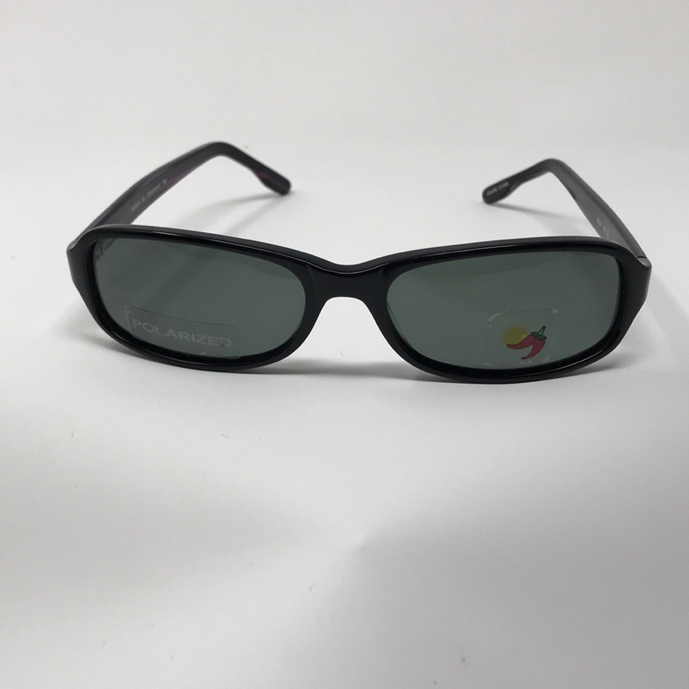 Holland by Jalapeños sol Onyx sunglasses women